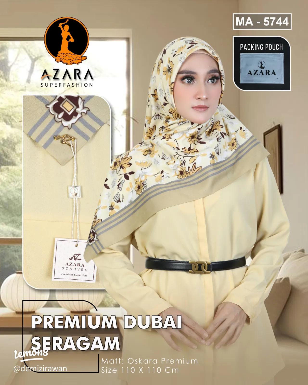 Etalase produk hijab Azazi di Pasar Johar Semarang - tampilan 5